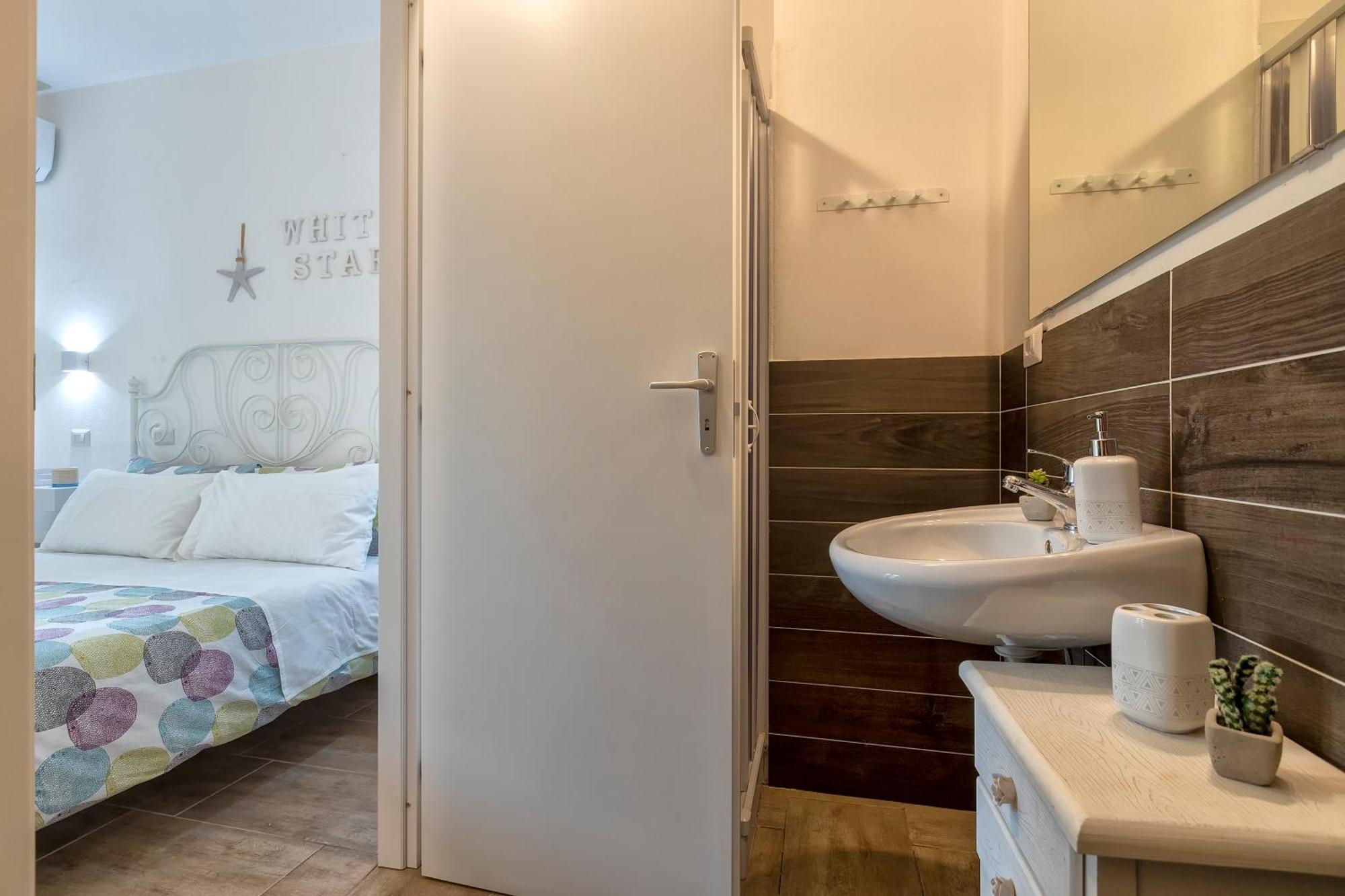 White Star Rooms Алгеро Екстериор снимка