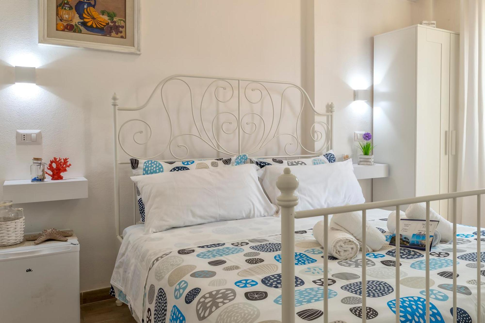 White Star Rooms Алгеро Екстериор снимка
